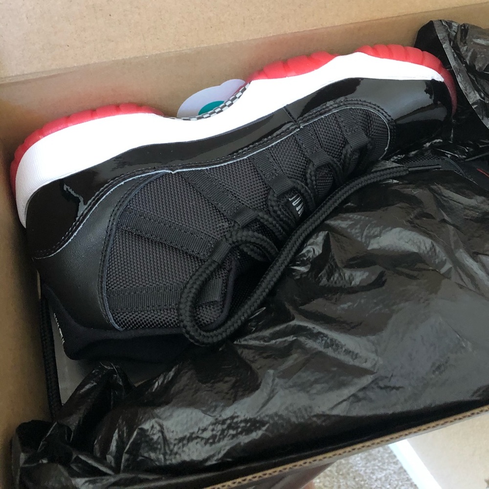 New and never worn. Size 6Y